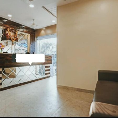 The Kiwwi Hotel Mumbai Exterior foto